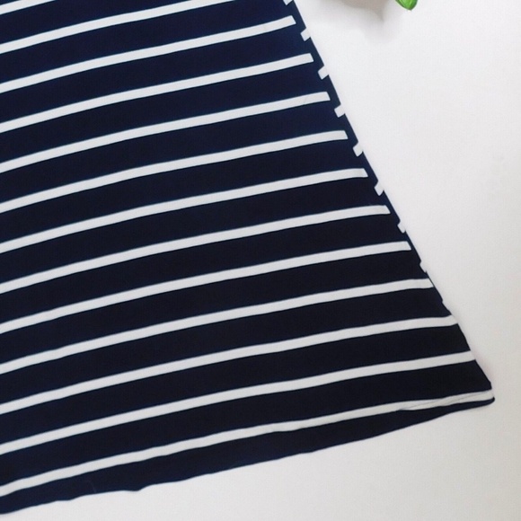 NWT!! UMGEE Navy Blue & White Scalloped Knit Top Pullover Nautical ~ Small - Picture 6 of 11